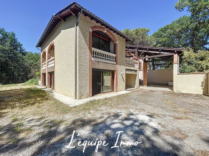 Image No.17-6 Bed House for sale