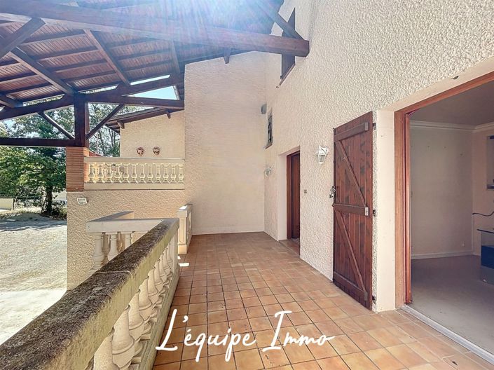 Image No.20-6 Bed House for sale