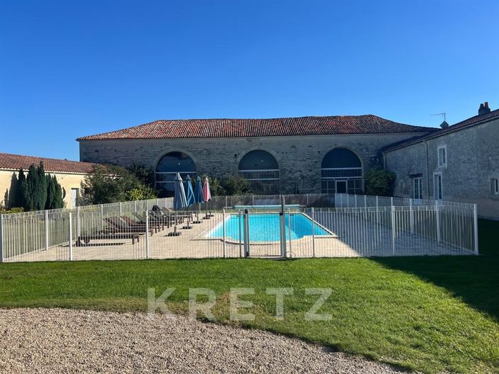 Image No.4-20 Bed House for sale