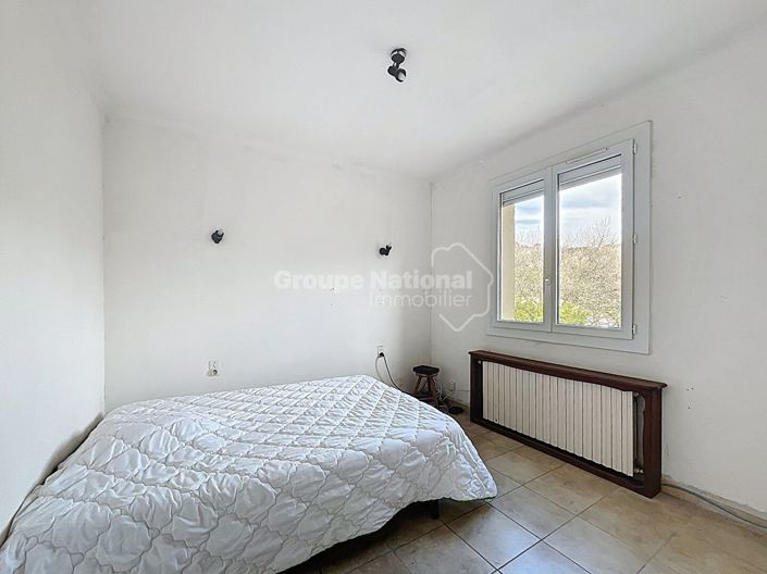 Image No.11-6 Bed House for sale