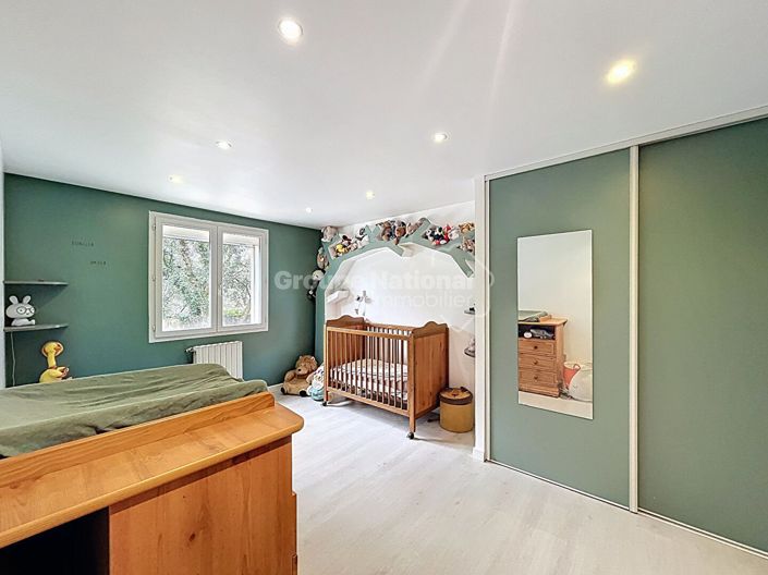 Image No.15-6 Bed House for sale