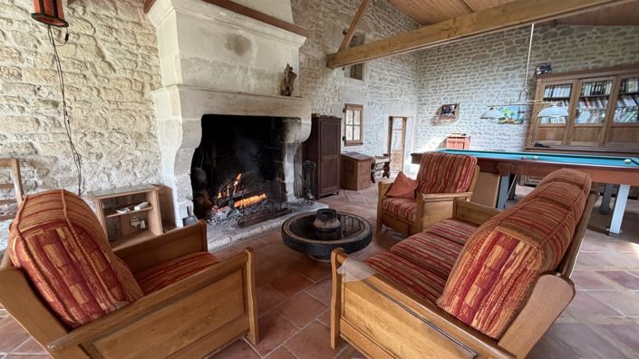 Image No.6-6 Bed House for sale