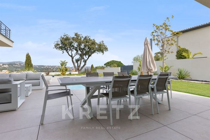 Image No.3-Maison de 5 chambres à vendre à Sainte-Maxime