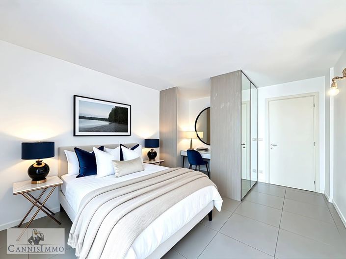 Image No.15-2 Bed Apartment for sale