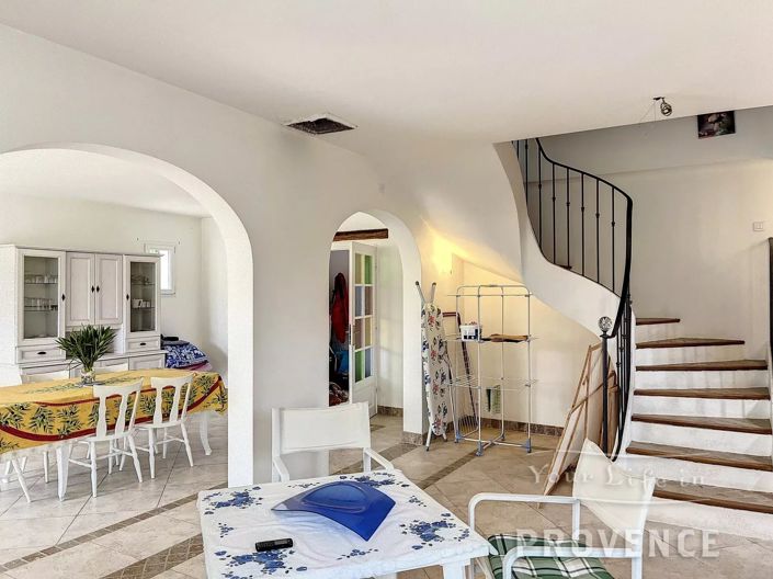 Image No.15-4 Bed House for sale