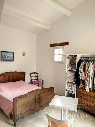 Image No.17-4 Bed House for sale