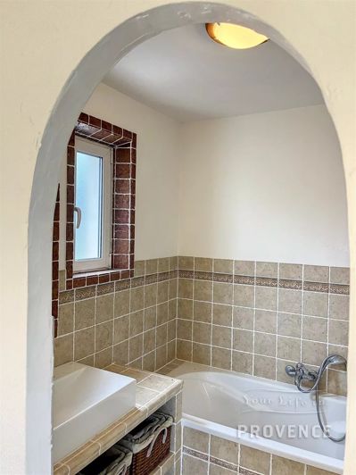 Image No.28-4 Bed House for sale