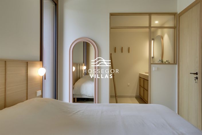 Image No.12-4 Bed House for sale