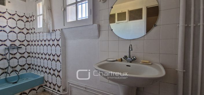 Image No.6-6 Bed House for sale