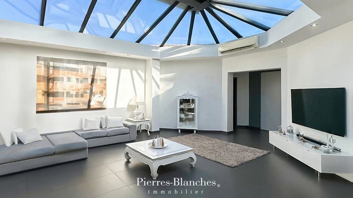 Image No.3-5 Bed House for sale