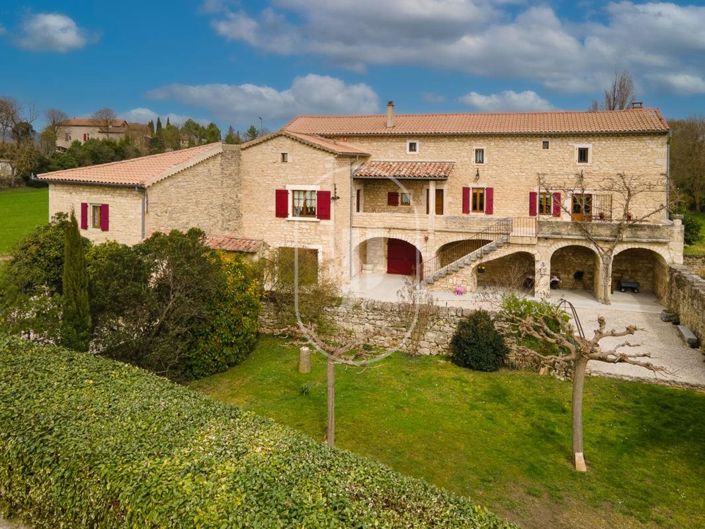 Image No.2-4 Bed House for sale