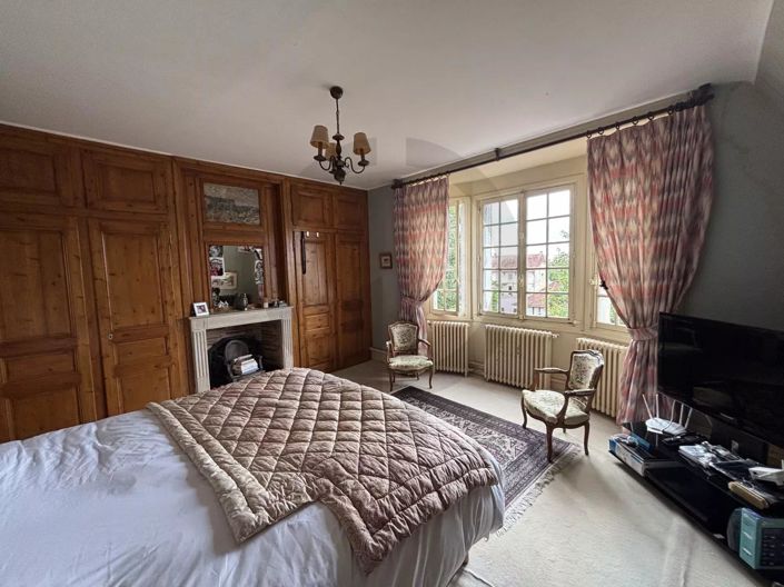 Image No.15-9 Bed House for sale