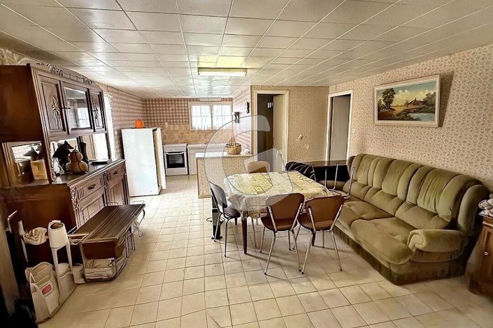 Image No.6-4 Bed House for sale