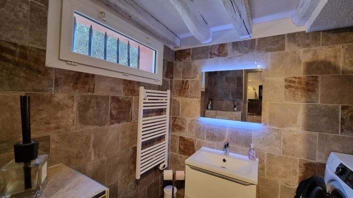 Image No.7-Propriété de 1 chambre à vendre à Var