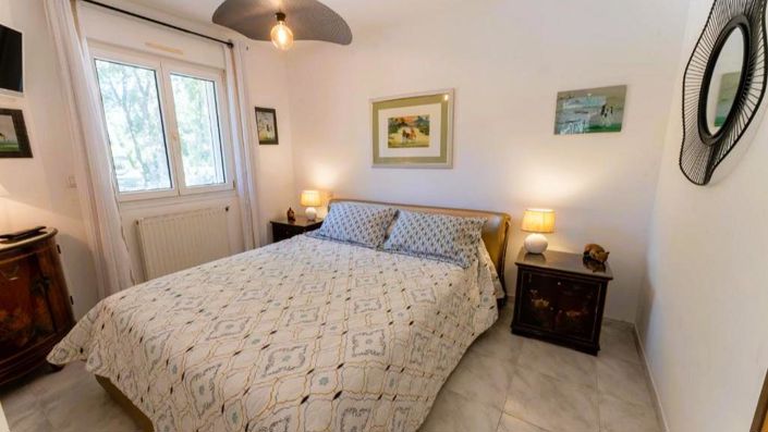Image No.14-4 Bed House for sale