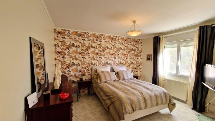 Image No.5-Maison de 4 chambres à vendre à Saint-Maximin-la-Sainte-Baume