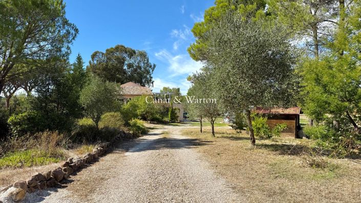 Image No.4-5 Bed House for sale