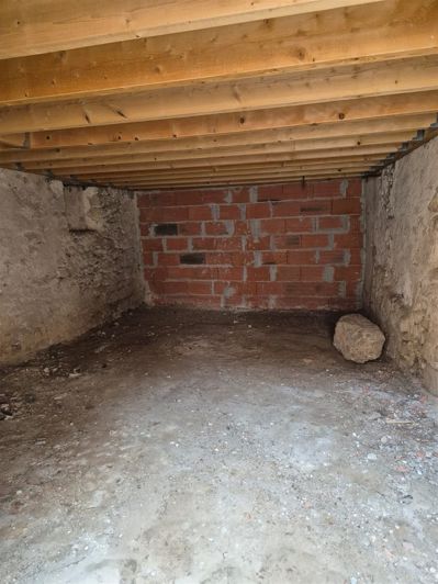 Image No.8-3 Bed House for sale