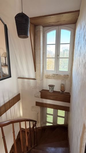 Image No.9-7 Bed House for sale