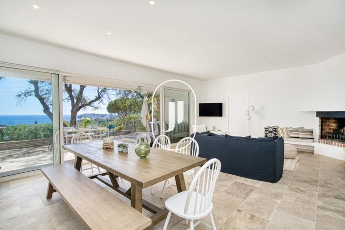 Image No.5-5 Bed House for sale