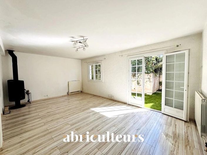 Image No.6-3 Bed House for sale