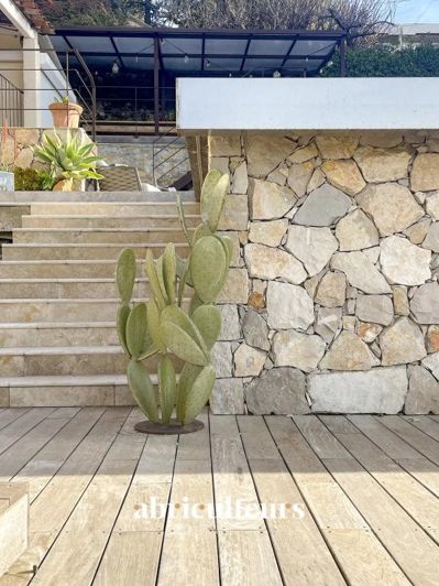 Image No.5-6 Bed House for sale