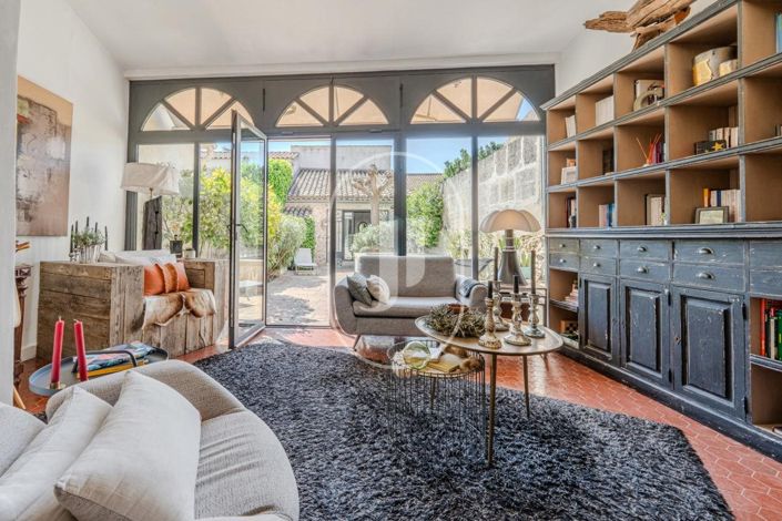 Image No.2-Maison de 4 chambres à vendre à Mouriès