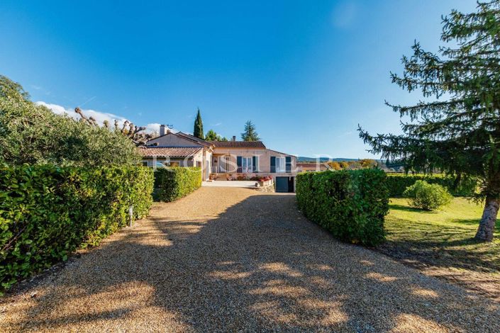 Image No.3-12 Bed House for sale