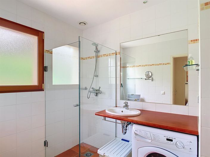 Image No.13-3 Bed House for sale