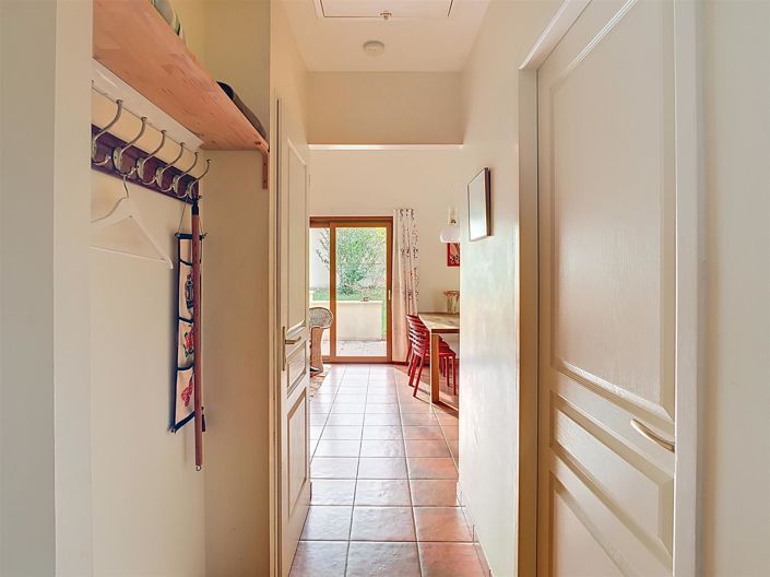 Image No.15-3 Bed House for sale