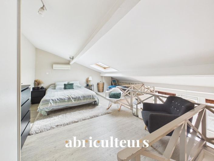 Image No.13-2 Bed House for sale