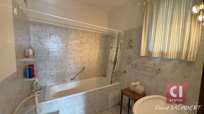 Image No.12-Maison de 4 chambres à vendre à La Roquebrussanne