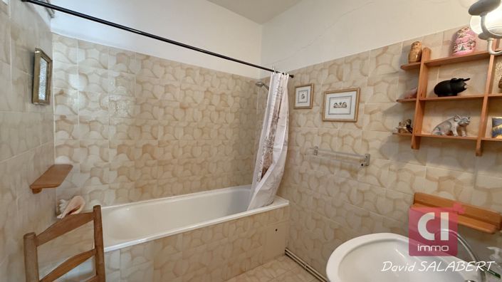 Image No.13-4 Bed House for sale