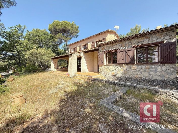 Image No.2-4 Bed House for sale