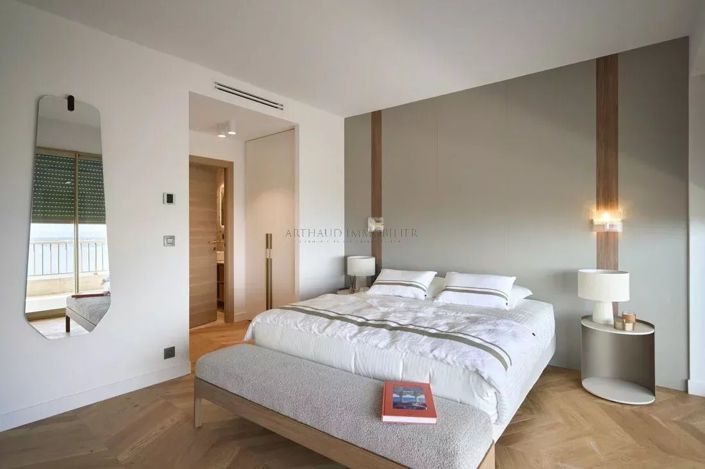 Image No.9-3 Bed Apartment for sale