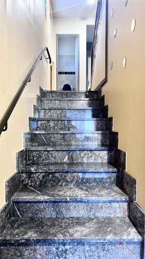 Image No.12-4 Bed House for sale