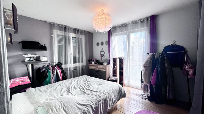 Image No.9-4 Bed House for sale