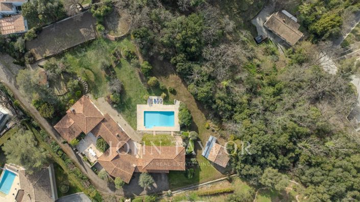 Image No.33-9 Bed House for sale