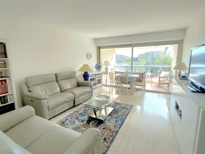 Image No.3-3 Bed Apartment for sale