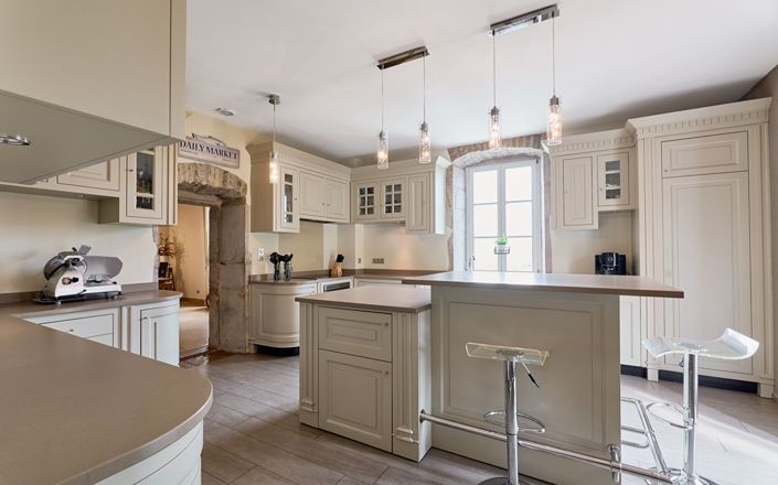 Image No.5-6 Bed House for sale