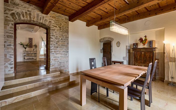 Image No.7-6 Bed House for sale