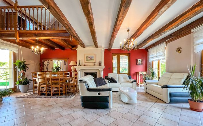 Image No.4-5 Bed House for sale