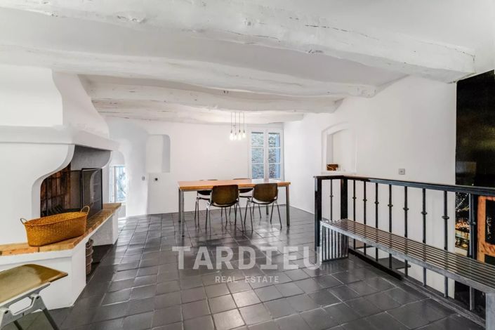 Image No.6-3 Bed House for sale