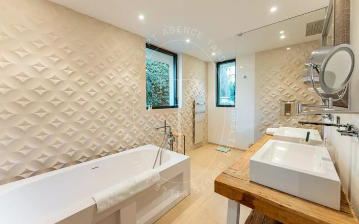 Image No.14-6 Bed House for sale