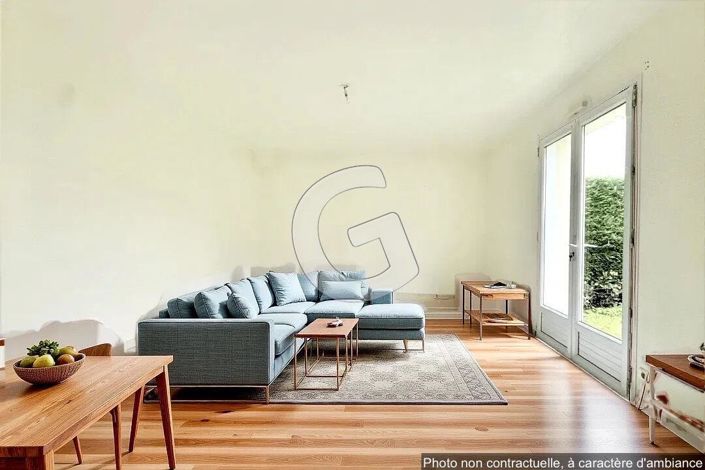 Image No.5-2 Bed House for sale