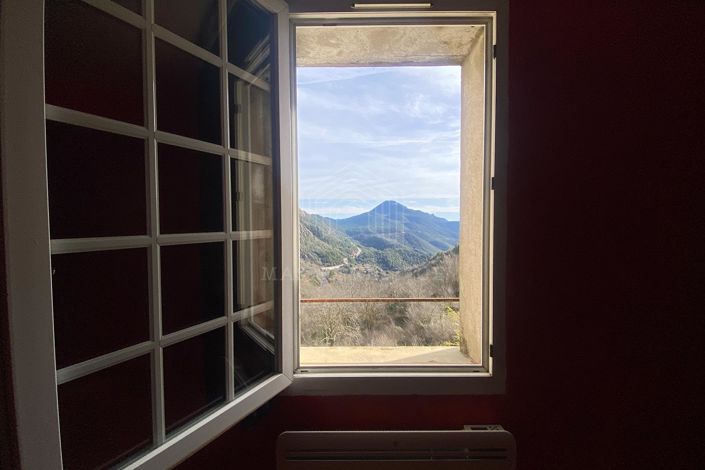 Image No.12-3 Bed House for sale