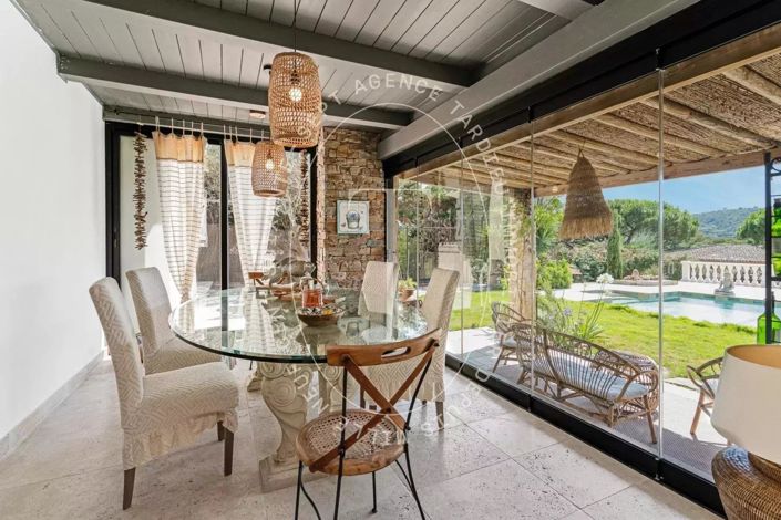 Image No.5-5 Bed House for sale