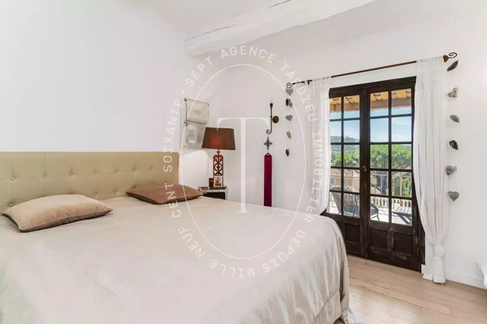 Image No.6-5 Bed House for sale