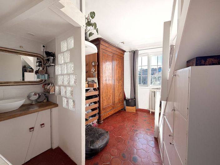 Image No.6-3 Bed Apartment for sale