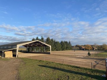 1 - Lamotte-Beuvron, House